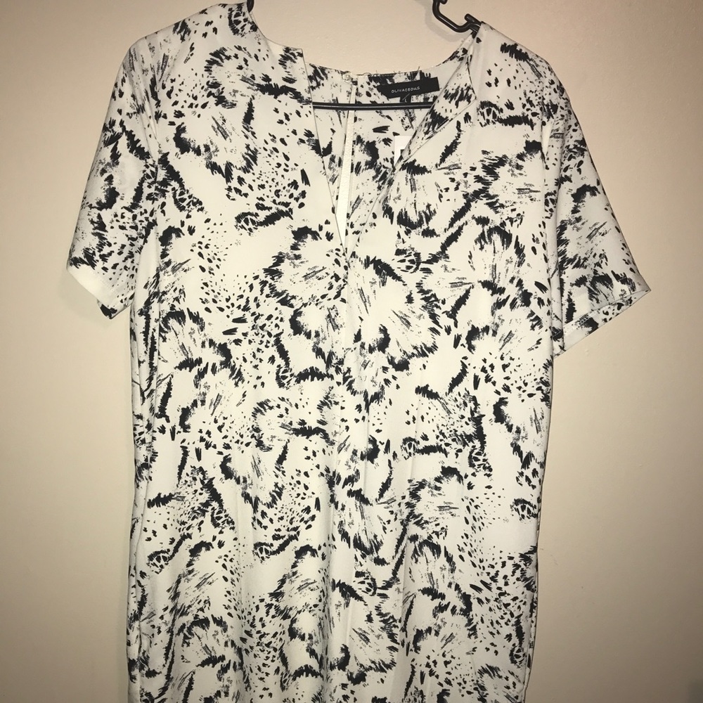 Super cute trendy shift dress